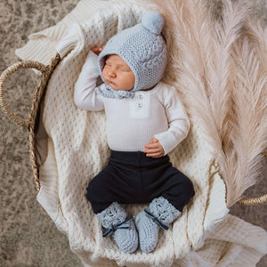 Merino Wool Bonnet & Booties | Snuggle Hunny Kids